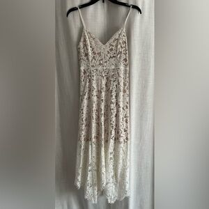 Lulu’s White Lace Midi Dress